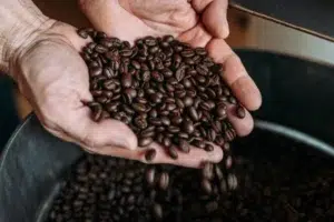how to roast coffee beans at home